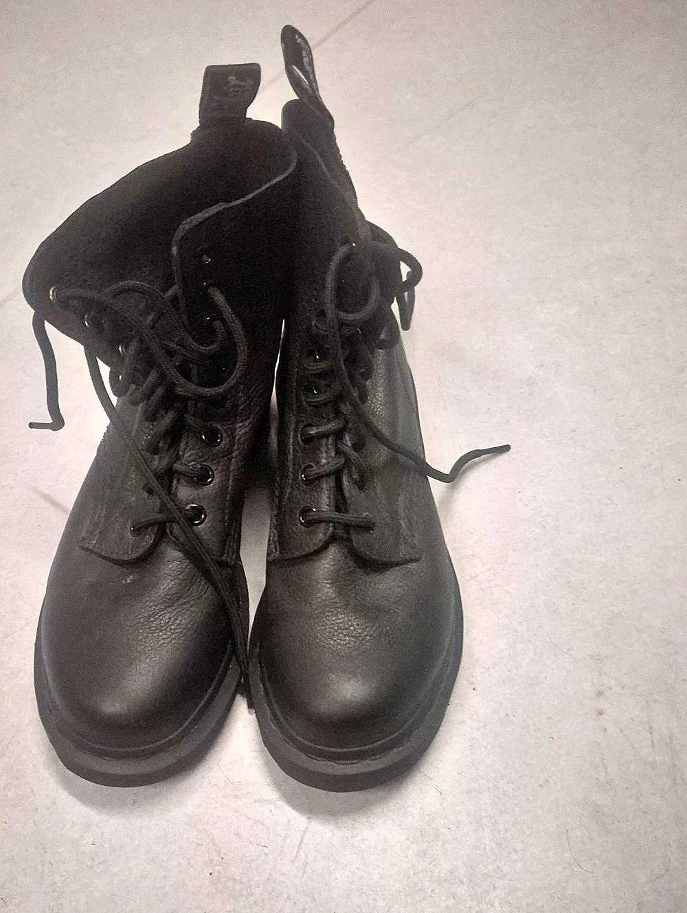 Dr. Martens 1460 Pascal Virginia Leather Boots Black US 9